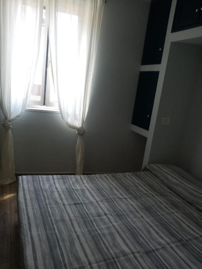L' Angoletto Bed and Breakfast Campagnano Di Roma Buitenkant foto